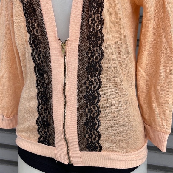 Live To Be Spoiled Cardigan Sweater Zip Up Size L - Picture 5 of 9